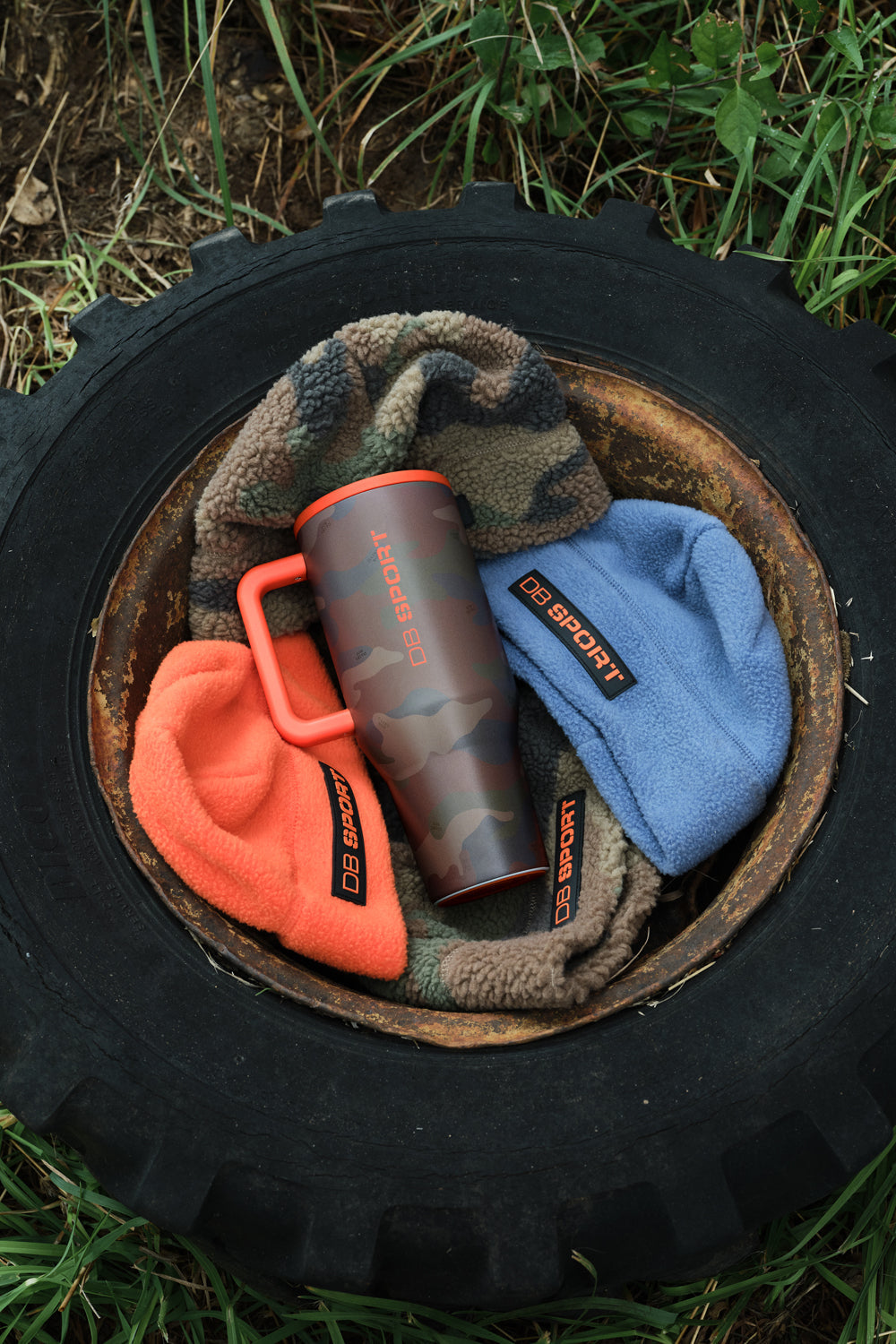 Hydrojug Traveler 40oz - Decoy Camo in Earth